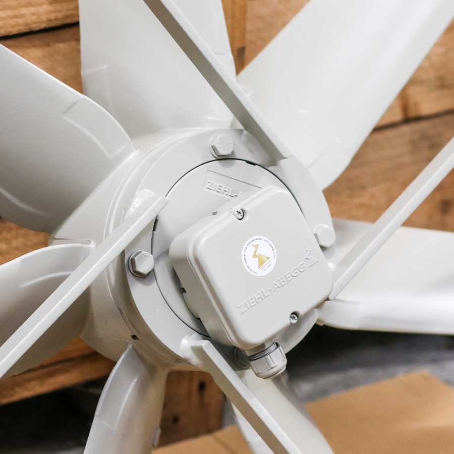 Ziehl-Abegg Chimney Fan (28:1Ph) - FC071-6ET.6K.A7-Bent Arm_2